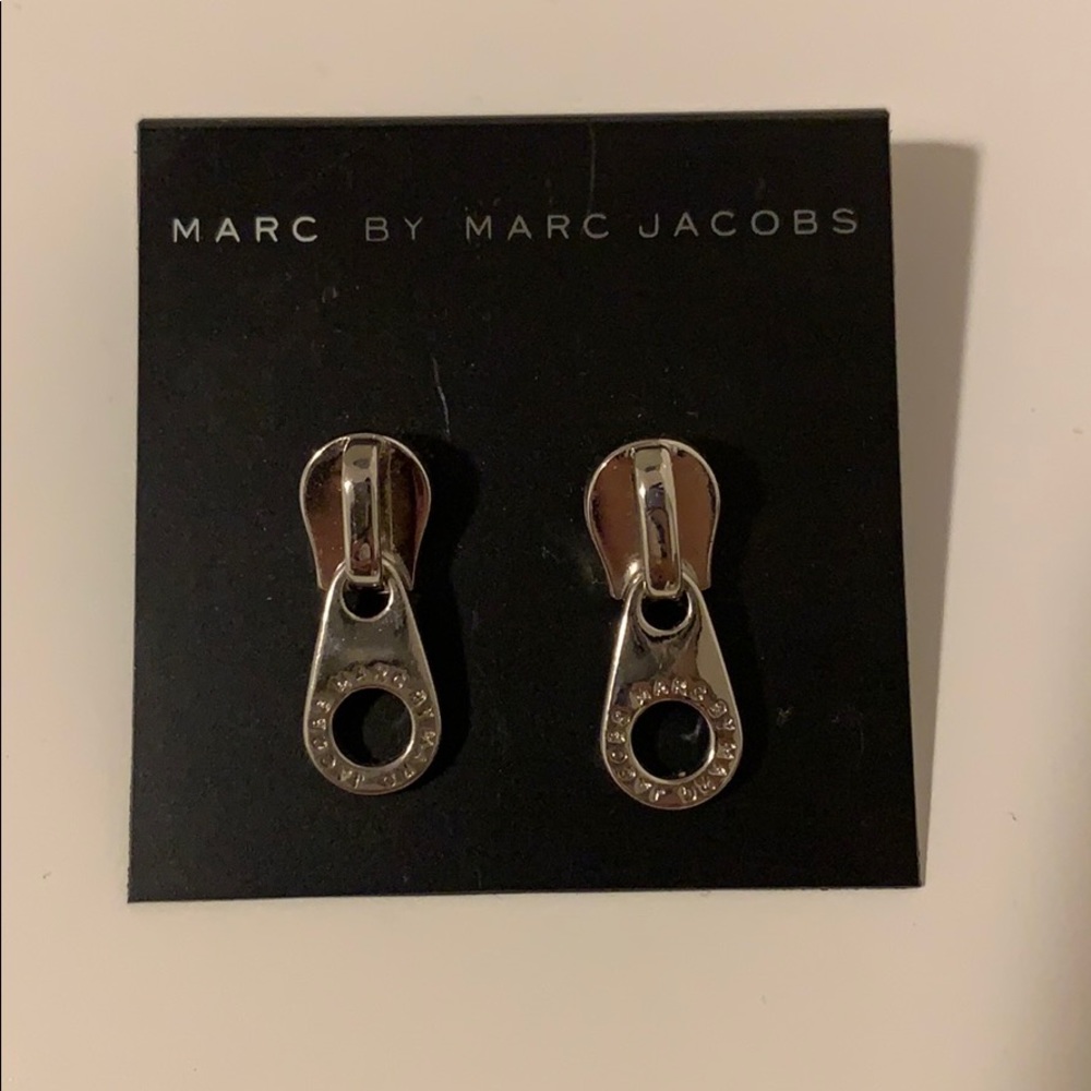Marc by Marc Jacobs zipper earring